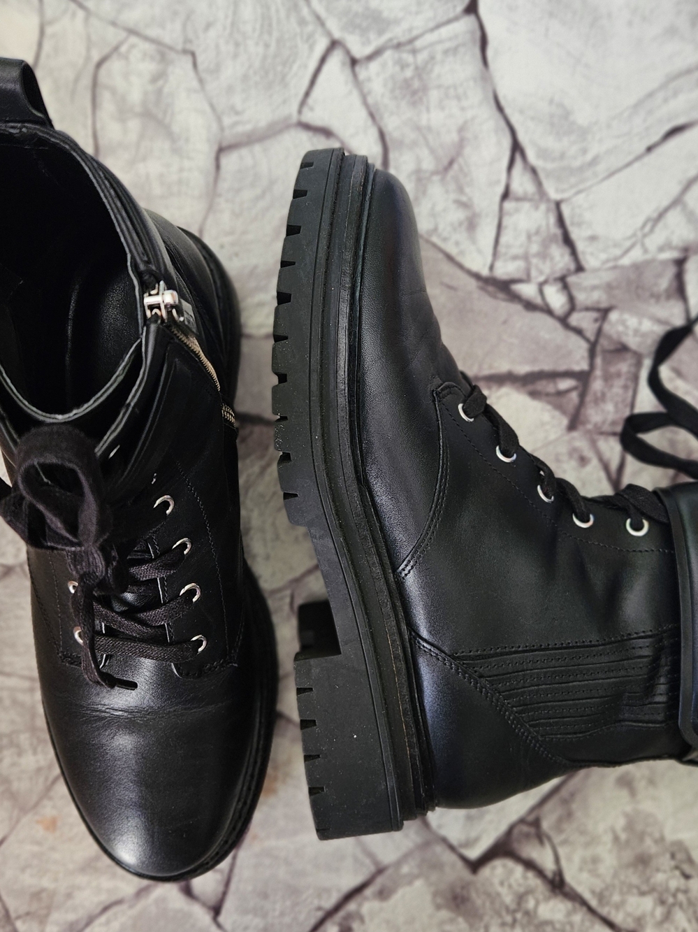 Michael Michael Kors Parker 40mm leather ankle boots Boots Women Size 8.5 Black